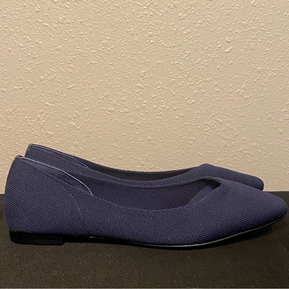 Corso Como Women's Navy Blue Slip On Ballet Flats Pointed Toe Size 6M - Picture 4 of 6